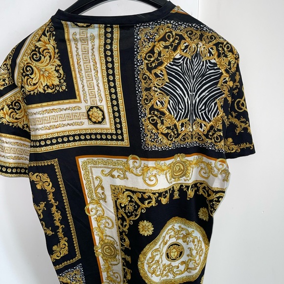 Versace shirt - Picture 2 of 4